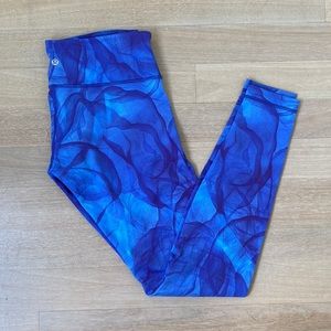 Lululemon Blue Pattern High Rose Leggings Size 10